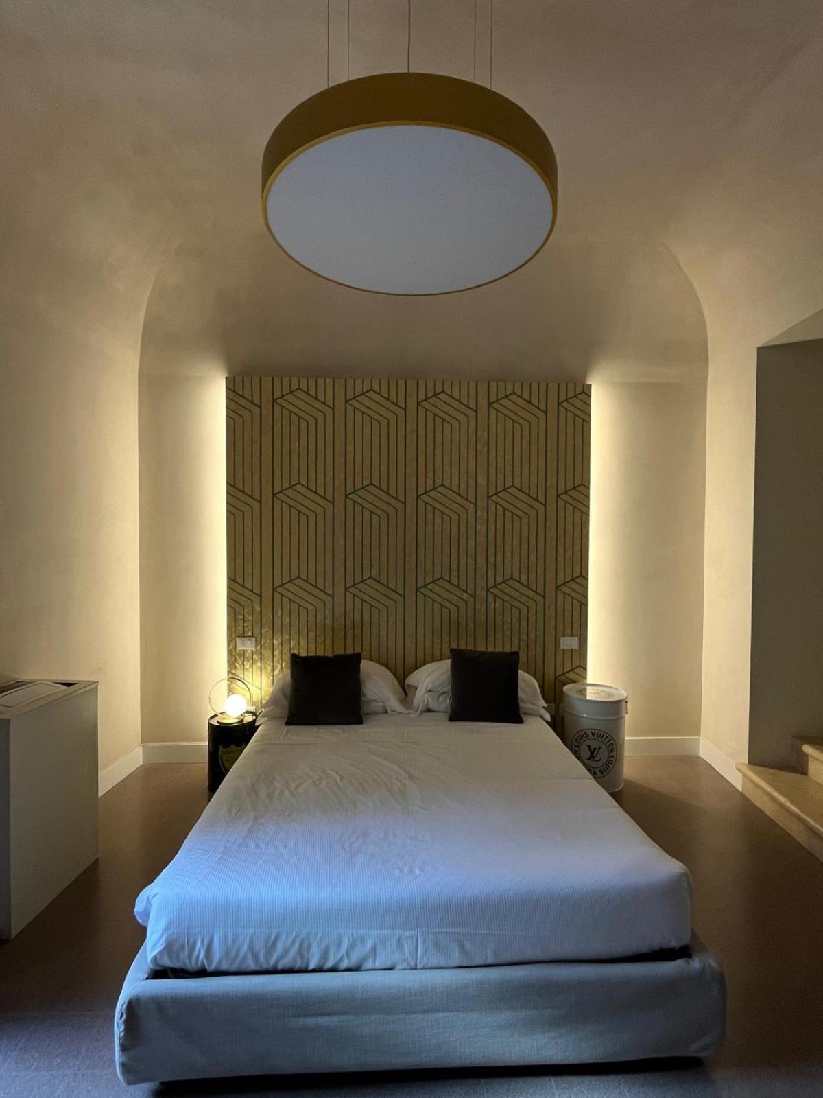 Ginevra Boutique Rooms - Palazzo Leosini - Residenze D'Epoca L'Aquila Exterior photo