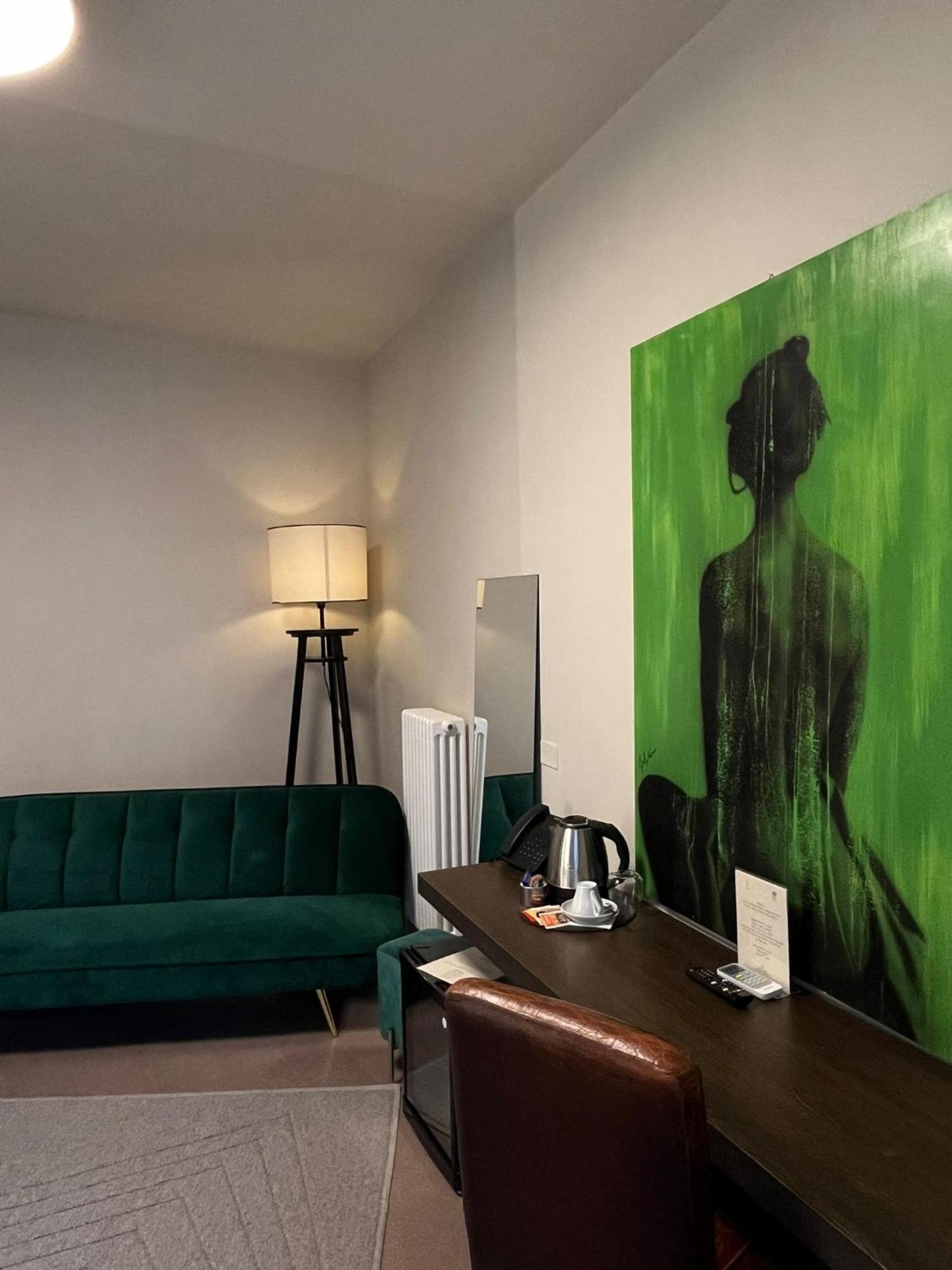 Ginevra Boutique Rooms - Palazzo Leosini - Residenze D'Epoca L'Aquila Exterior photo