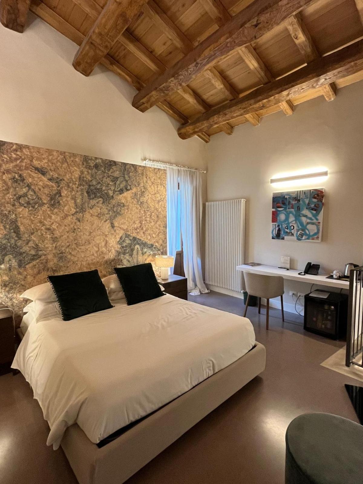 Ginevra Boutique Rooms - Palazzo Leosini - Residenze D'Epoca L'Aquila Exterior photo