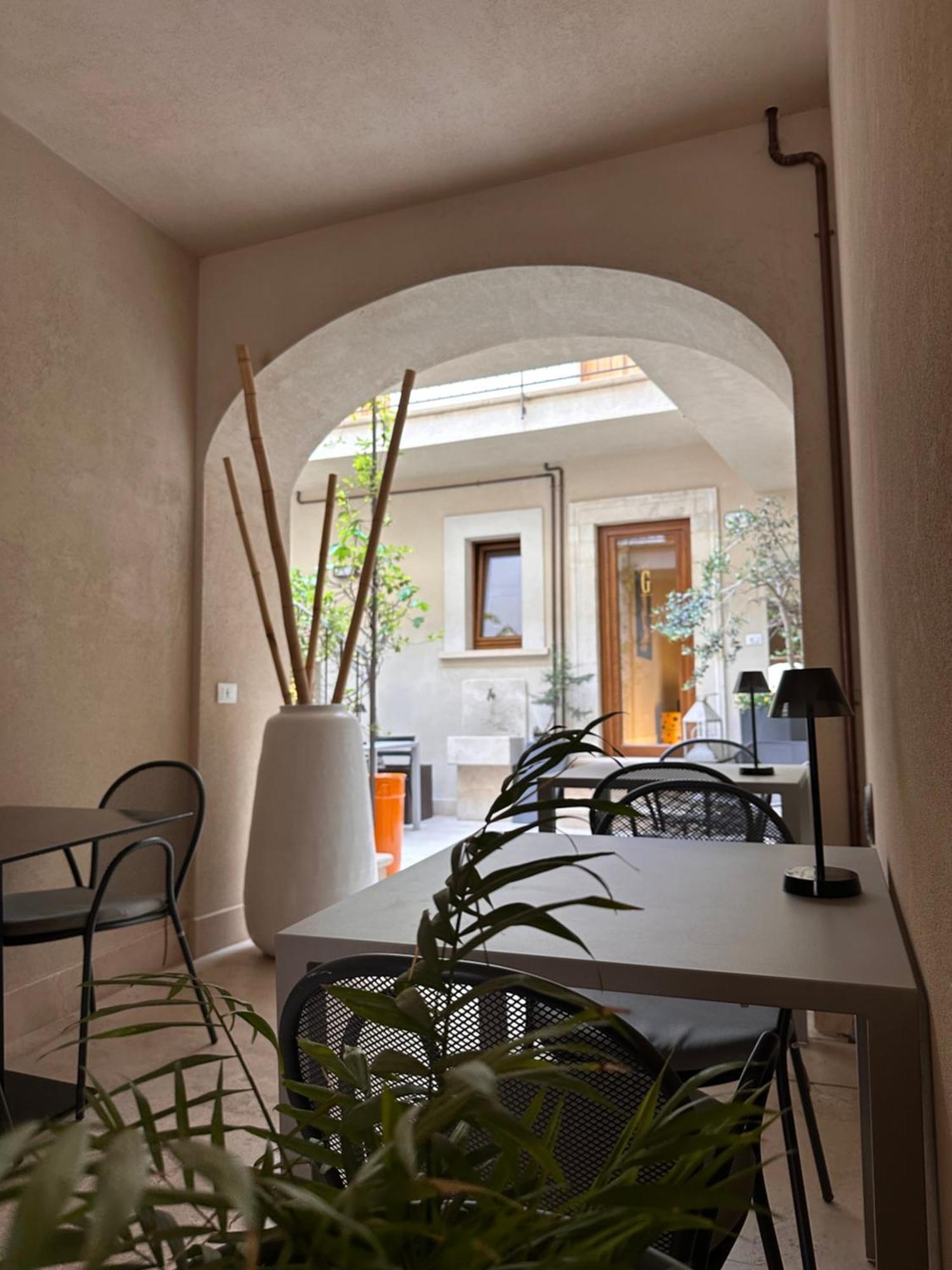 Ginevra Boutique Rooms - Palazzo Leosini - Residenze D'Epoca L'Aquila Exterior photo